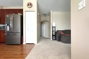 4206 Savoy Ln, McHenry, IL 60050 - Photo 9