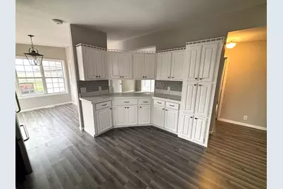 37150 S Macks Road, Custer Park, IL 60481 - Photo 5