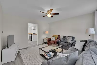 650 N View Street, Hinckley, IL 60520 - Photo 9