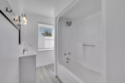 650 N View Street, Hinckley, IL 60520 - Photo 29