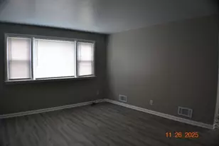 10311 S Calhoun Ave, Chicago, IL 60617 - Photo 3