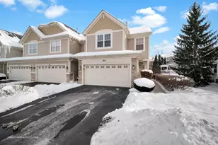 369 Vaughn Cir, Aurora, IL 60502 - Photo 3