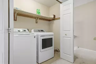 1108 Henry St, Normal, IL 61761 - Photo 11