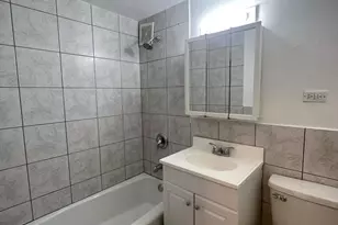 4180 N Marine Dr, Chicago, IL 60613 - Photo 5