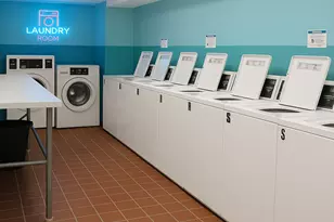 4180 N Marine Dr, Chicago, IL 60613 - Photo 7