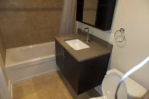 5011 N Troy St, Chicago, IL 60641 - Photo 9