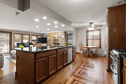 320 Cornell Avenue, Des Plaines, IL 60016 - Photo 17