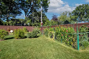 320 Cornell Ave, Des Plaines, IL 60016 - Photo 29