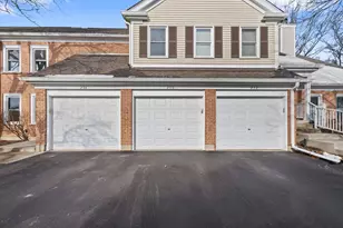 250 Country Club Dr, Prospect Heights, IL 60070 - Photo 25