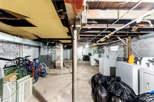 8632 S Escanaba Ave, Chicago, IL 60617 - Photo 21