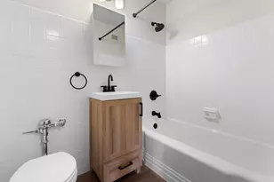 4980 N Marine Dr, Chicago, IL 60640 - Photo 11