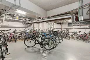 4980 N Marine Dr, Chicago, IL 60640 - Photo 23