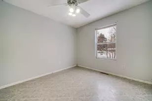 9235 Segunda Ln, Machesney Park, IL 61115 - Photo 23