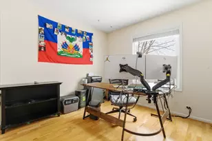 815 Tylerton Cir, Grayslake, IL 60030 - Photo 13