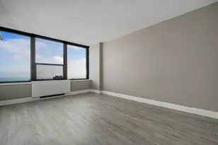 1560 N Sandburg Terrace, Chicago, IL 60610 - Photo 13