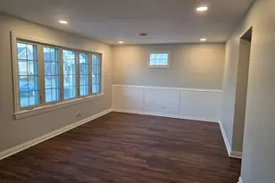 5658 S Austin Ave, Chicago, IL 60638 - Photo 7