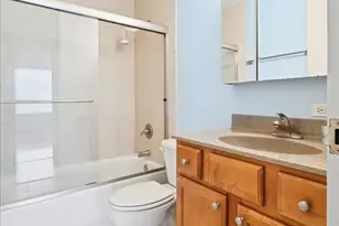 2728 N Hampden Ct, Chicago, IL 60614 - Photo 11