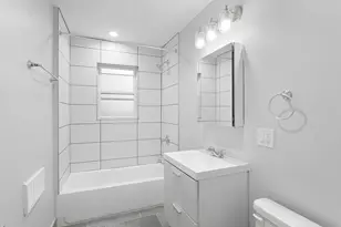 7634 N Eastlake Terrace, Chicago, IL 60626 - Photo 11