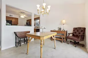 1907 Gresham Cir, Wheaton, IL 60189 - Photo 9