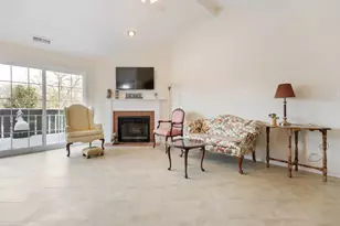 1907 Gresham Cir, Wheaton, IL 60189 - Photo 5