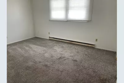 650 N 11th Street, Dekalb, IL 60115 - Photo 3