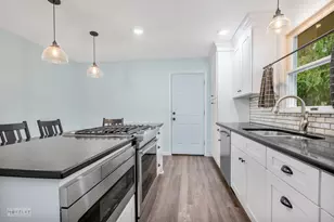 510 W Dolph St, Yorkville, IL 60560 - Photo 7