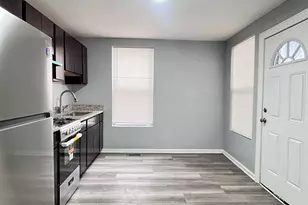 10739 S State St, Chicago, IL 60628 - Photo 3