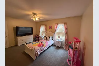 5586 Cambridge Way, Hanover Park, IL 60133 - Photo 17