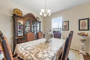 731 Slate Run, Elgin, IL 60124 - Photo 7