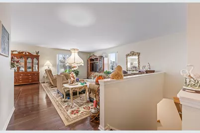 731 Slate Run, Elgin, IL 60124 - Photo 9