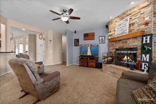 1750 Little Rock Rd, Plano, IL 60545 - Photo 17