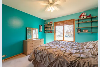 684 Sioux Drive, Freeport, IL 61032 - Photo 17