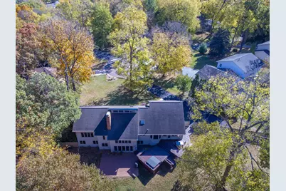 684 Sioux Drive, Freeport, IL 61032 - Photo 33