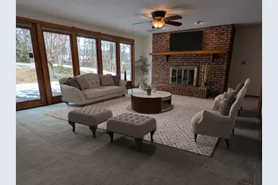 684 Sioux Drive, Freeport, IL 61032 - Photo 25