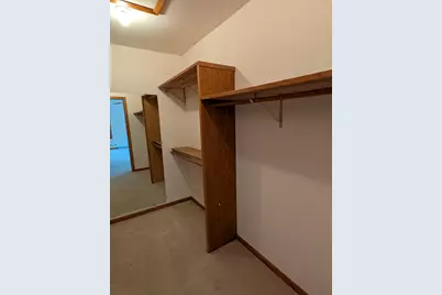 684 Sioux Drive, Freeport, IL 61032 - Photo 17