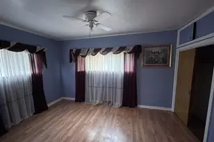 [Address not provided], Chicago, IL 60617 - Photo 5