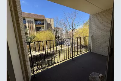 6433 W Belle Plaine Avenue #302, Chicago, IL 60634 - Photo 11