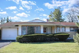 943 Oxford St, Downers Grove, IL 60516 - Photo 1