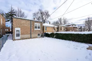 2340 Harvey Ave, Berwyn, IL 60402 - Photo 29