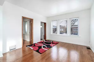 2340 Harvey Ave, Berwyn, IL 60402 - Photo 5