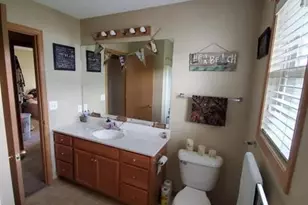 357 E Clay St, El Paso, IL 61738 - Photo 7