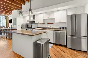 616 W Fulton St, Chicago, IL 60661 - Photo 13