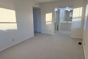 [Address not provided], Hoffman Estates, IL 60169 - Photo 9