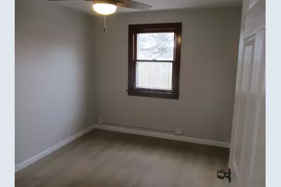 918 W Vine Street, Champaign, IL 61821 - Photo 9