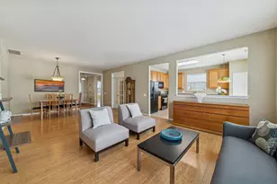 2659 Venetian Ln, Elgin, IL 60124 - Photo 7