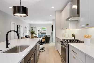 1631 N Lawndale Avenue #1N, Chicago, IL 60647 - Photo 9