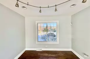 2N631 Virginia Ave, Glen Ellyn, IL 60137 - Photo 7