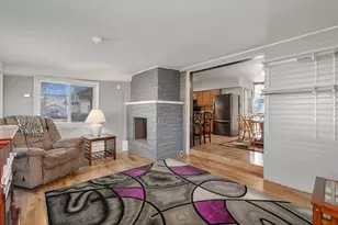 502 W 7th St, Lockport, IL 60441 - Photo 13