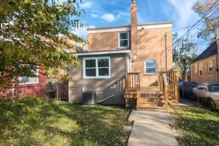 9318 S Aberdeen St, Chicago, IL 60620 - Photo 11