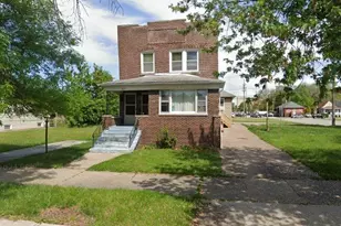 627 Douglas Ave, Calumet City, IL 60409 - Photo 1